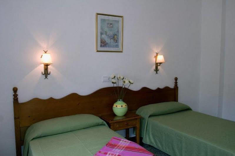Cala D´Or Hostal La Ceiba מראה חיצוני תמונה